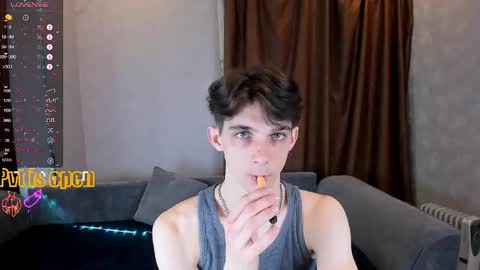 Aaron Bang online show from 04/19/26, 07:49