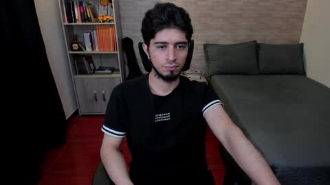 Aaron online show from 01/28/25, 09:40