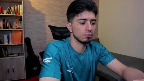 Aaron online show from 03/07/25, 09:17