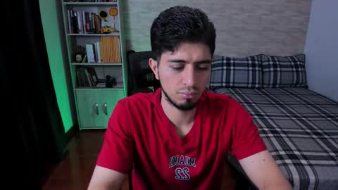 Aaron online show from 09/12/25, 08:31