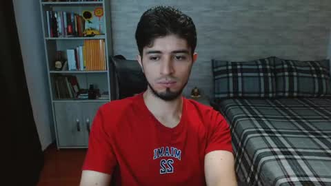 Aaron online show from 09/26/25, 05:17