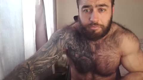 Snapshot of aaron_royal chatting on 05/02/26, 04:17 Davin tayl online show from 05/02/26, 04:17
