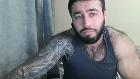 Snapshot of aaron_royal chatting on 05/14/26, 03:30 Davin tayl online show from 05/14/26, 03:30