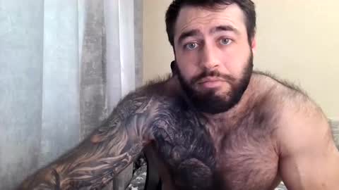 Snapshot of aaron_royal chatting on 05/22/26, 03:35 Davin tayl online show from 05/22/26, 03:35