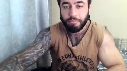 Snapshot of aaron_royal chatting on 05/27/26, 04:20 Davin tayl online show from 05/27/26, 04:20