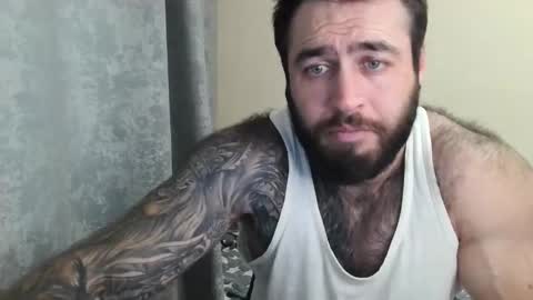Snapshot of aaron_royal chatting on 05/30/26, 03:09 Davin tayl online show from 05/30/26, 03:09