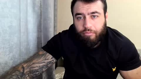 Snapshot of aaron_royal chatting on 07/15/26, 03:34 Davin tayl online show from 07/15/26, 03:34