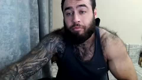 Snapshot of aaron_royal chatting on 07/17/26, 04:19 Davin tayl online show from 07/17/26, 04:19