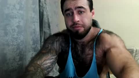 Snapshot of aaron_royal chatting on 07/22/26, 03:15 Davin tayl online show from 07/22/26, 03:15