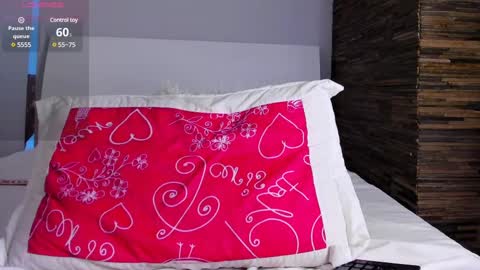 Snapshot of aaron_tate chatting on 03/07/25, 09:29 Aaron Tate online show from 03/07/25, 09:29