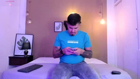 Your aron  online show from 03/09/25, 03:54