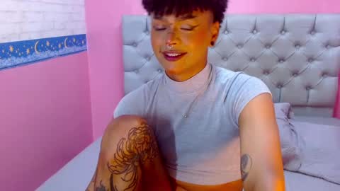 im NiallDun online show from 12/10/24, 02:48