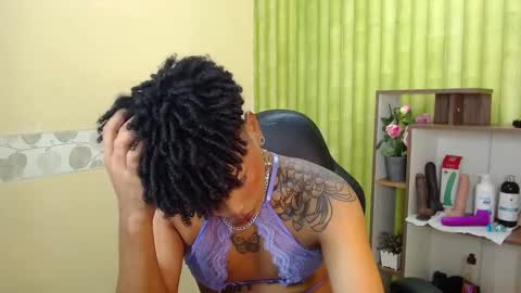 im NiallDun online show from 03/11/25, 03:48