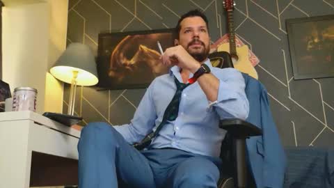 Aaron online show from 09/10/25, 06:46