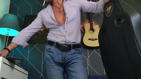 Aaron online show from 03/07/26, 02:58