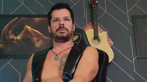 Aaron online show from 03/08/26, 06:01