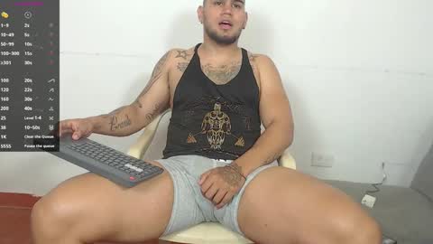 Snapshot of aaronhunter__ chatting on 03/08/25, 10:34 ig aaron hunter123 online show from 03/08/25, 10:34
