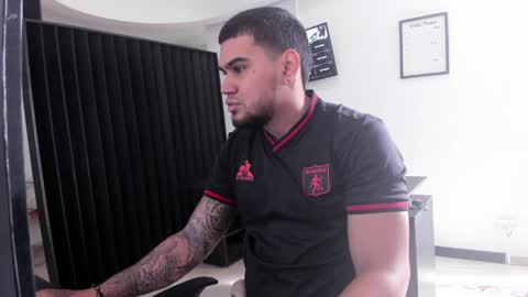 ig aaron hunter123 online show from 04/07/26, 01:44