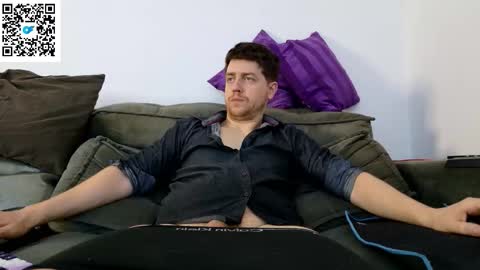 Aaron  online show from 10/11/25, 08:29