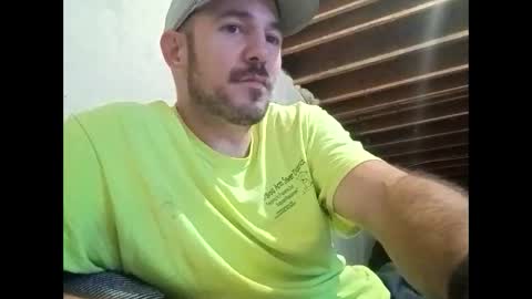 Snapshot of aaronshere888888 chatting on 10/04/25, 02:09 aaronshere888888 online show from 10/04/25, 02:09