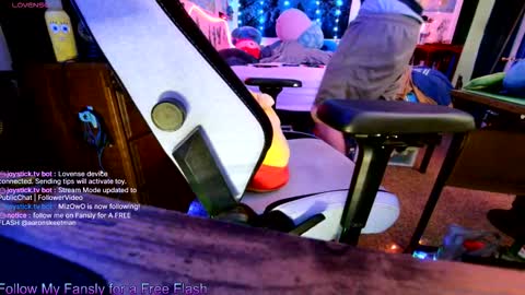 Aaron Skeetman online show from 03/03/26, 03:23