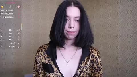 Snapshot of aasuwishh chatting on 05/13/26, 08:23 aasuwishh online show from 05/13/26, 08:23