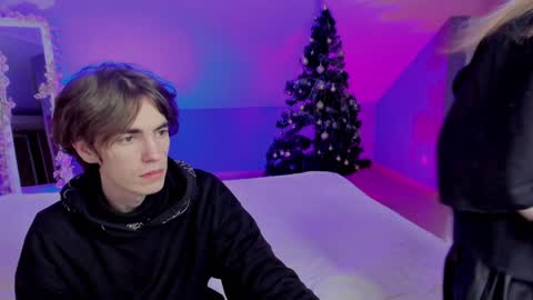 Snapshot of aataraxx chatting on 12/08/24, 08:20 Fiona and Harry online show from 12/08/24, 08:20