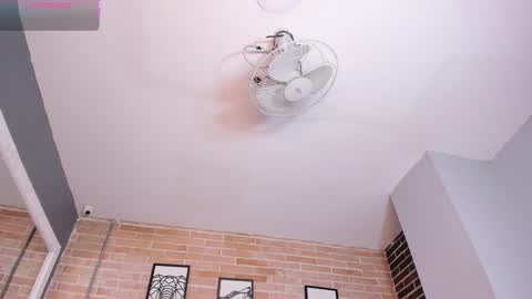 abbey_walker online show from 11/06/25, 11:11