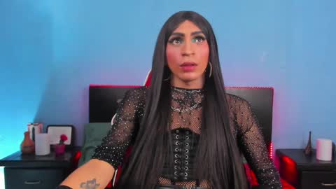 Abbigail Fuster  online show from 01/08/25, 11:54