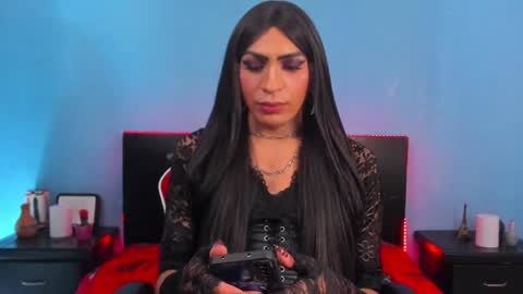 Abbigail Fuster  online show from 01/10/25, 06:06