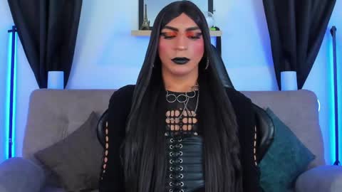 Abbigail Fuster  online show from 05/12/26, 10:45