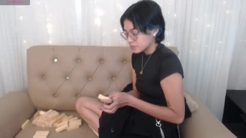 Abbi online show from 12/22/24, 10:04