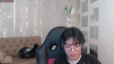 Abbi online show from 12/29/24, 10:03