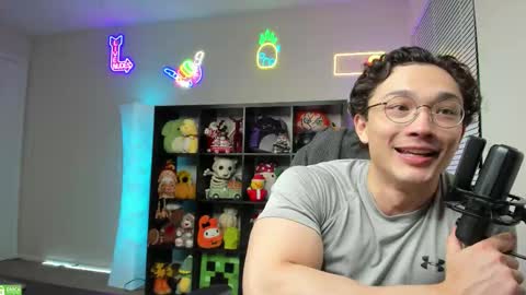 Snapshot of abbuddy920236 chatting on 11/07/25, 04:45 buddy online show from 11/07/25, 04:45