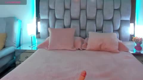 abby_blue01 online show from 01/11/25, 02:30