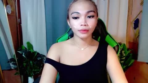 abby_luxpinay online show from 11/10/25, 04:33