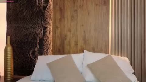 Abbygail online show from 11/29/25, 12:30