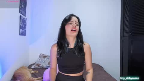 Abby Saenz online show from 09/12/25, 07:36