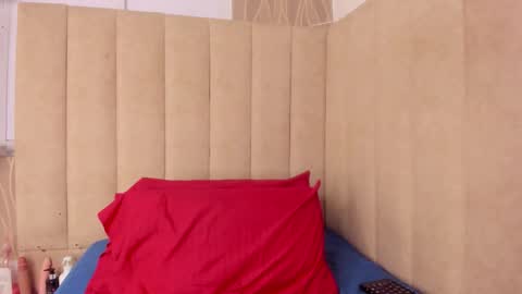 abby_swett1 online show from 02/06/26, 02:53