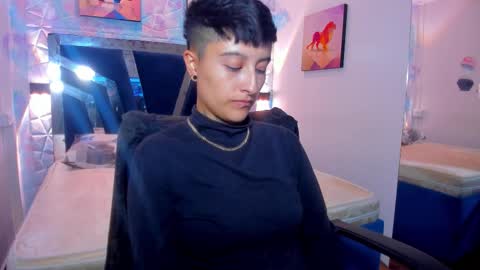 Snapshot of abby_thommson chatting on 10/16/25, 04:46 Abby online show from 10/16/25, 04:46