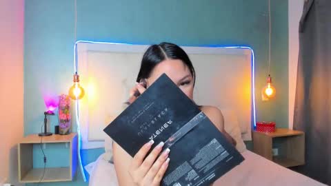 Abby Dixon  online show from 03/05/26, 01:18