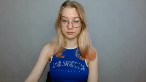 Snapshot of abbymoore__ chatting on 02/08/25, 08:31 Abby Lovense is active online show from 02/08/25, 08:31