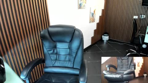 Abby Stones online show from 09/25/25, 10:41