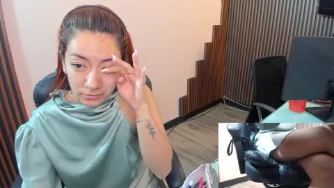 Abby Stones online show from 12/05/25, 11:08