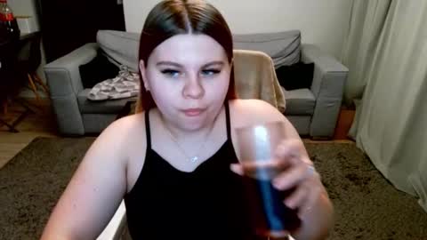 Snapshot of abbyvibe chatting on 10/25/25, 04:35 abbyvibe online show from 10/25/25, 04:35