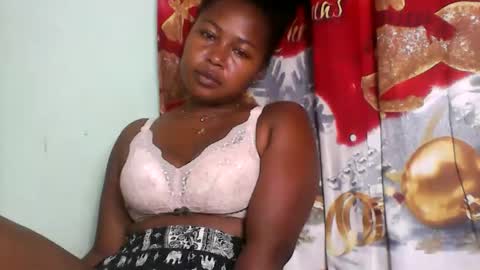 abella677022 online show from 03/19/26, 06:34