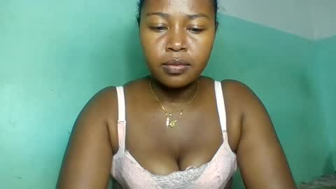 abella677022 online show from 06/14/26, 04:09