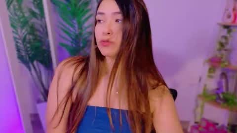 Snapshot of abella_ruiz chatting on 07/08/26, 12:48 Abella Ruiz online show from 07/08/26, 12:48
