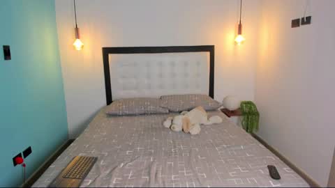  Abella and Kendra  online show from 02/28/25, 10:39