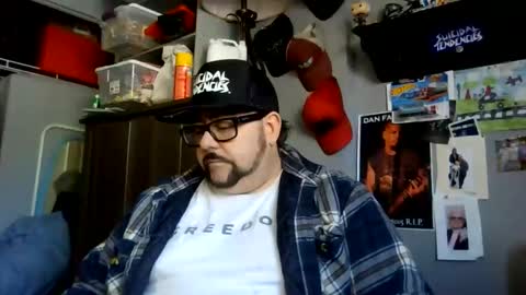 Snapshot of abennett76 chatting on 05/24/26, 04:34 AJ online show from 05/24/26, 04:34